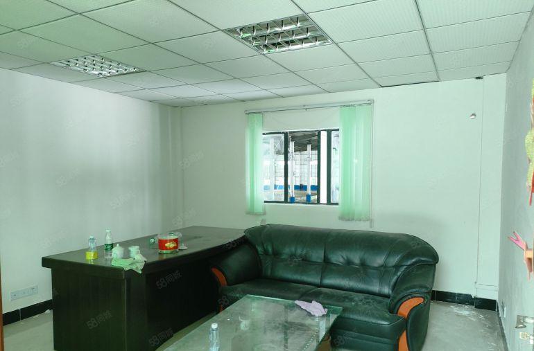 虎门厂房2000方房东直租，大小好分租，交通方便，周边无居民