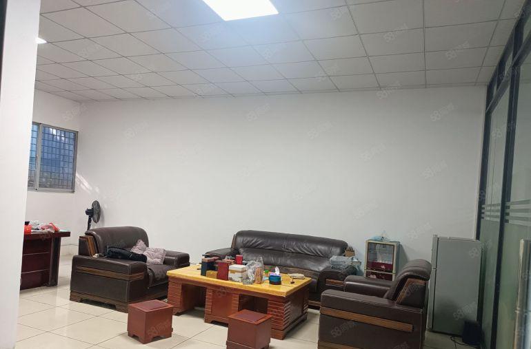 虎门镇小独院，钢构1800平，实际面积高9米，只要15元