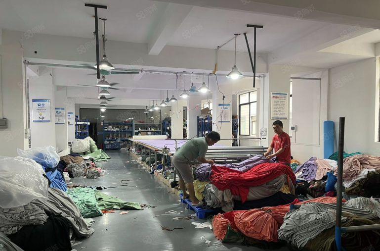 北栅新出888方现成制衣厂带着豪华精装修