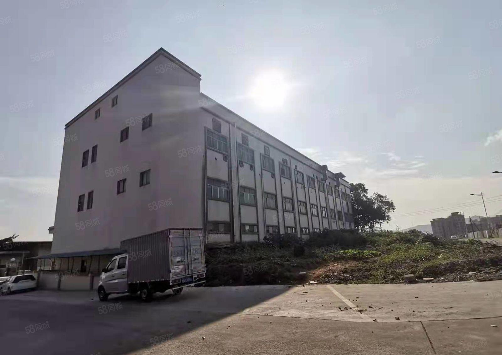 怀德独门独院8400平方厂房出租一楼6.5米高 形象好空地大