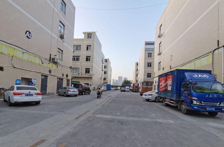 10元起租虎门南栅楼上厂房出租2000平可分租水电齐全带装修