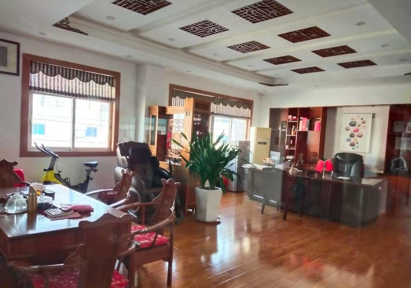 虎门怀德大坑工业园7楼1580平，现成装修，水电齐全