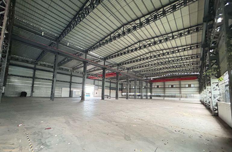 虎门厂房出租12米高带航车可进出17.5米大车可分租