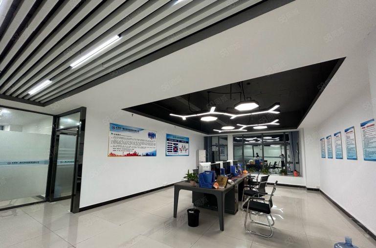 无转让费，虎门现成水电办公室装修合适服装电商行业