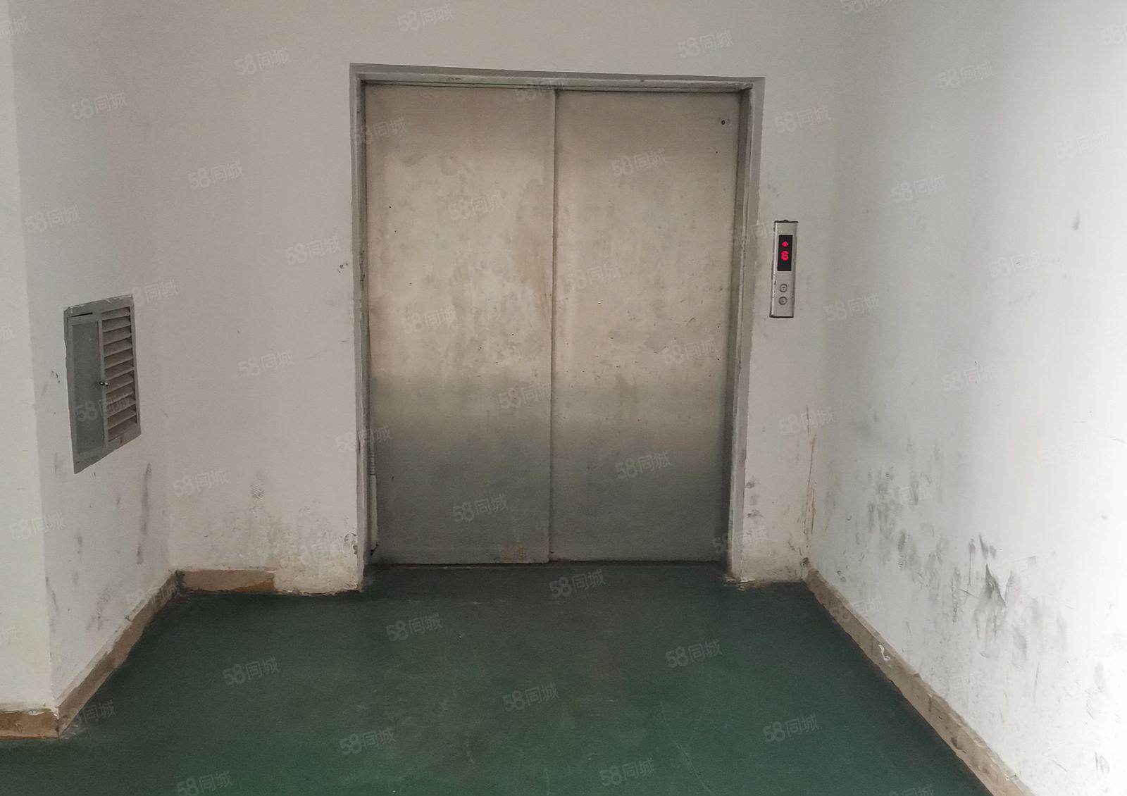 长安沙头厂房出租楼上450平精装修