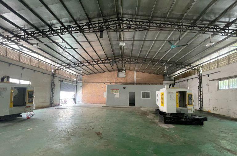 长安霄边工业园钢构一楼480平主线到车间现成办公室厂房招租