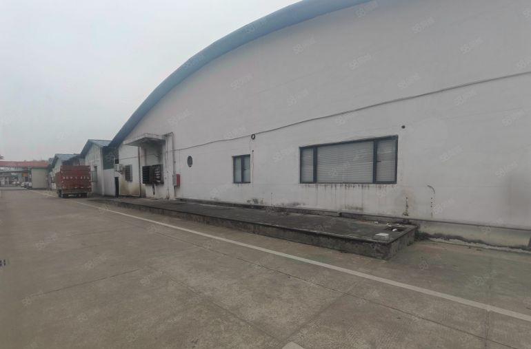 长安镇厦边一楼350平方现成精装修水电齐全拎包入驻