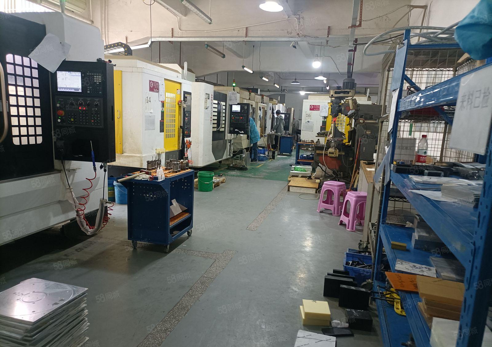 长安街口楼上精装修厂房出租，二三楼共2000平方