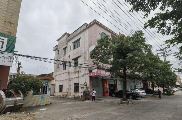 长安镇原房东独门独院厂房1700方低价出租