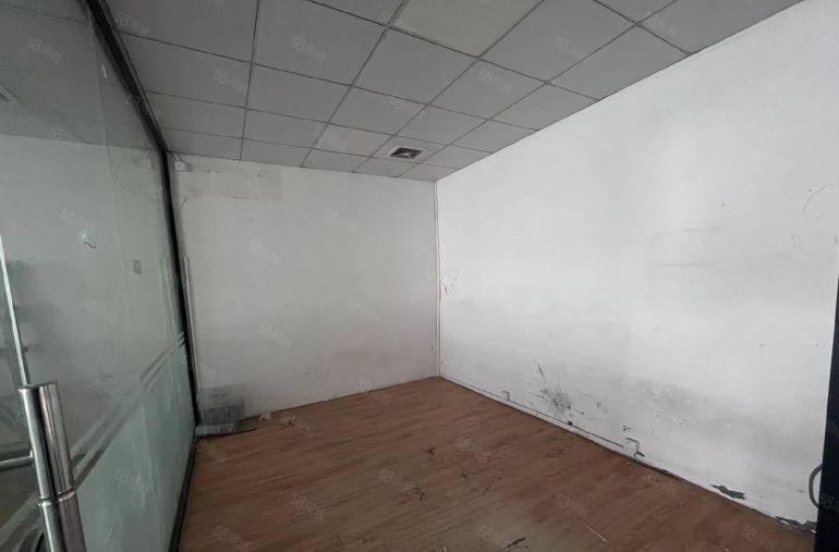 （空地大）长安乌沙新出钢构厂房500平，现成装修拎包入驻！