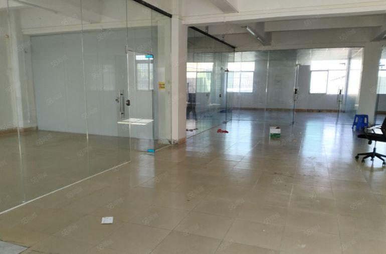 长安主干道旁楼上精装修450平方厂房仓库出租空地超大