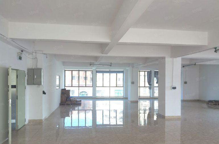 低价厂房出租，长安厦边，现成装修厂房，可直接入驻，条件优惠