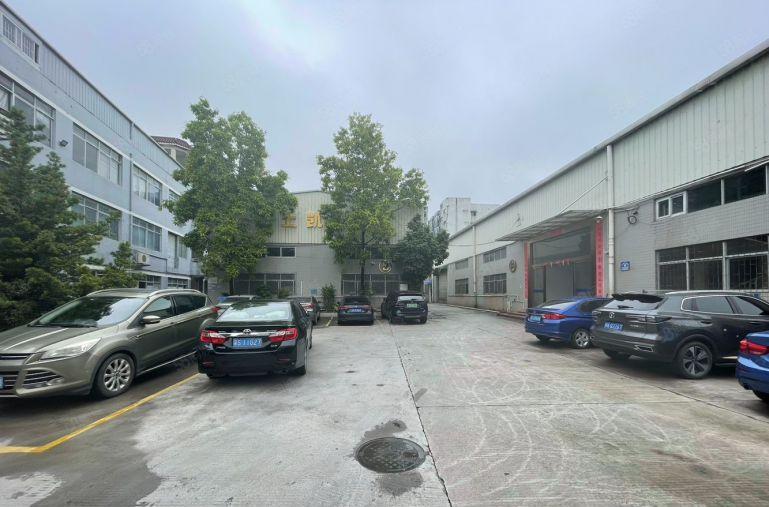 长安镇原房东钢构厂房1200平，精装修办公室，水电齐全