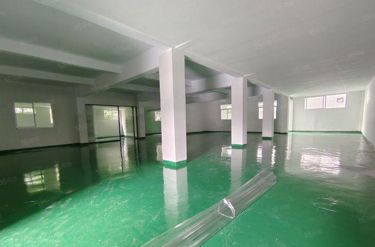 长安万达新出一楼350平，现成地坪漆，可拎包生产