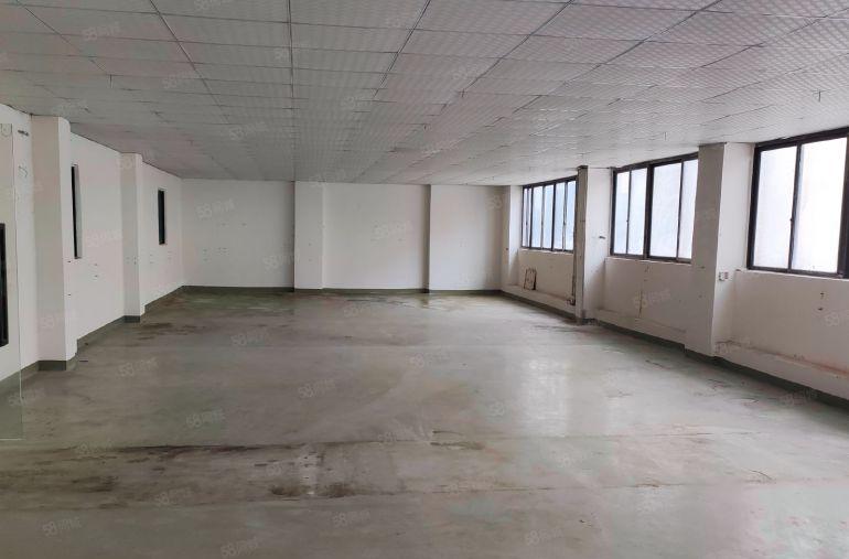 长安沙头220平办公生产厂房业主直租，首月租金立减10%