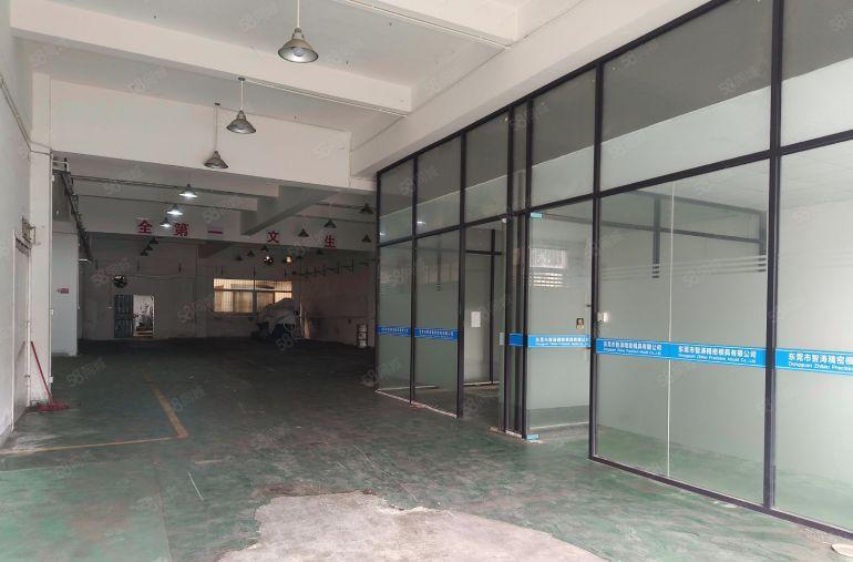 长安街口新安社区一楼厂房出租660平方，现成办公室，水电齐全