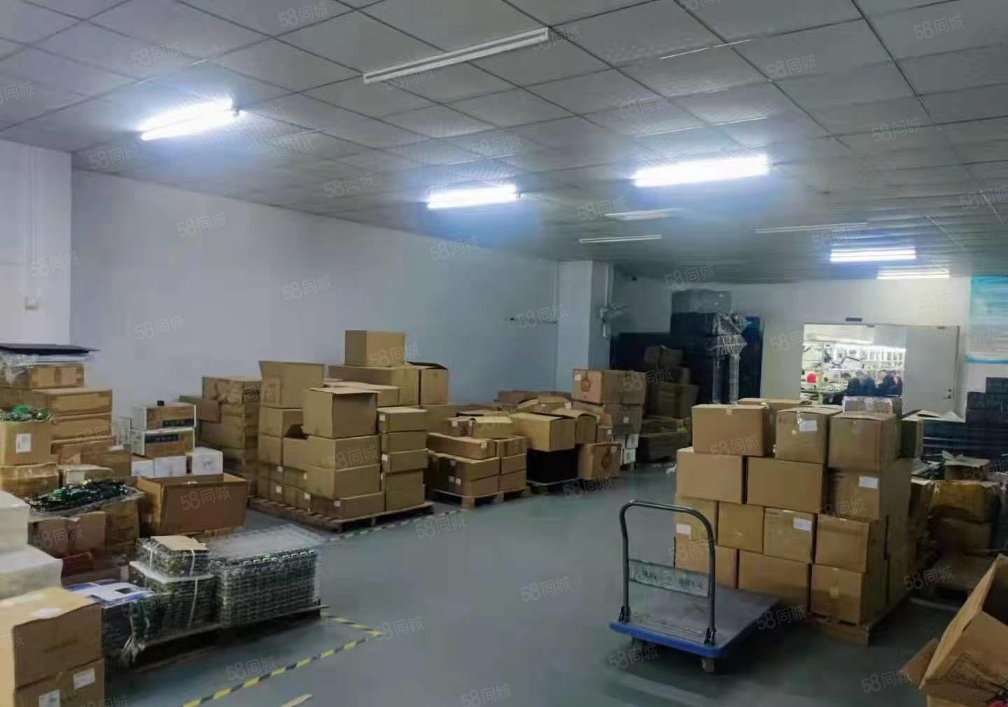 年底厂房，底价出租，上角楼上650平方，水电到位，入驻生产。