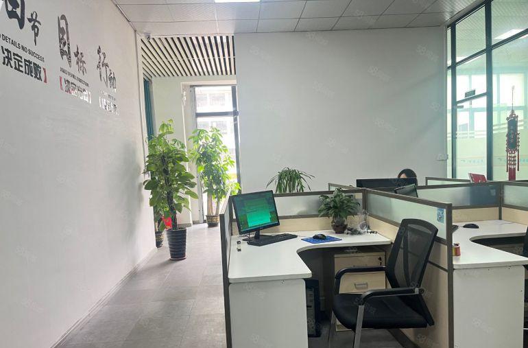 长安锦厦一楼800平厂房出租 临界深圳 模具 五金