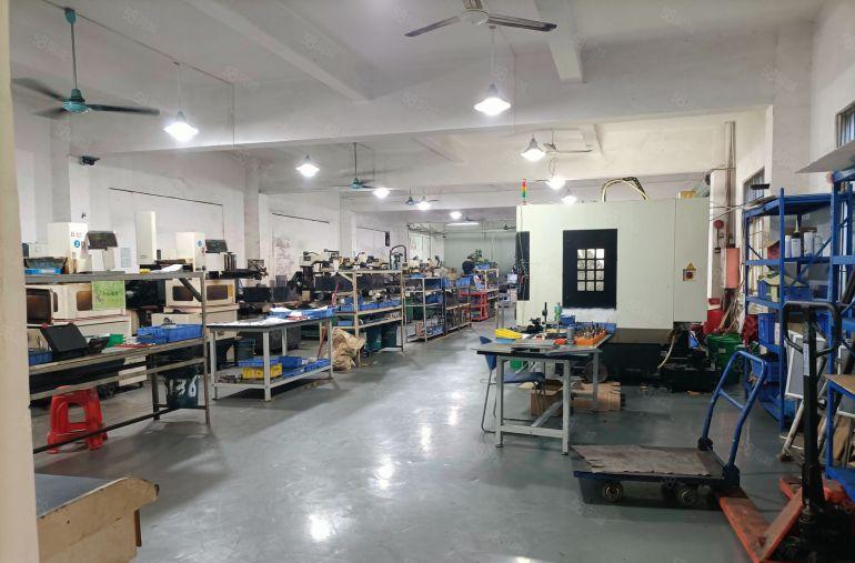 长安省道边经典小独院厂房2层宿舍2200平方。水电过户