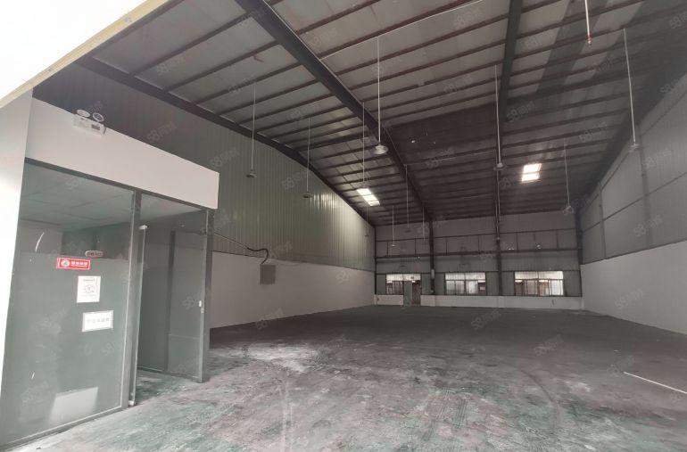 长安乌沙一楼600平高度8米带装修钢构厂房出租