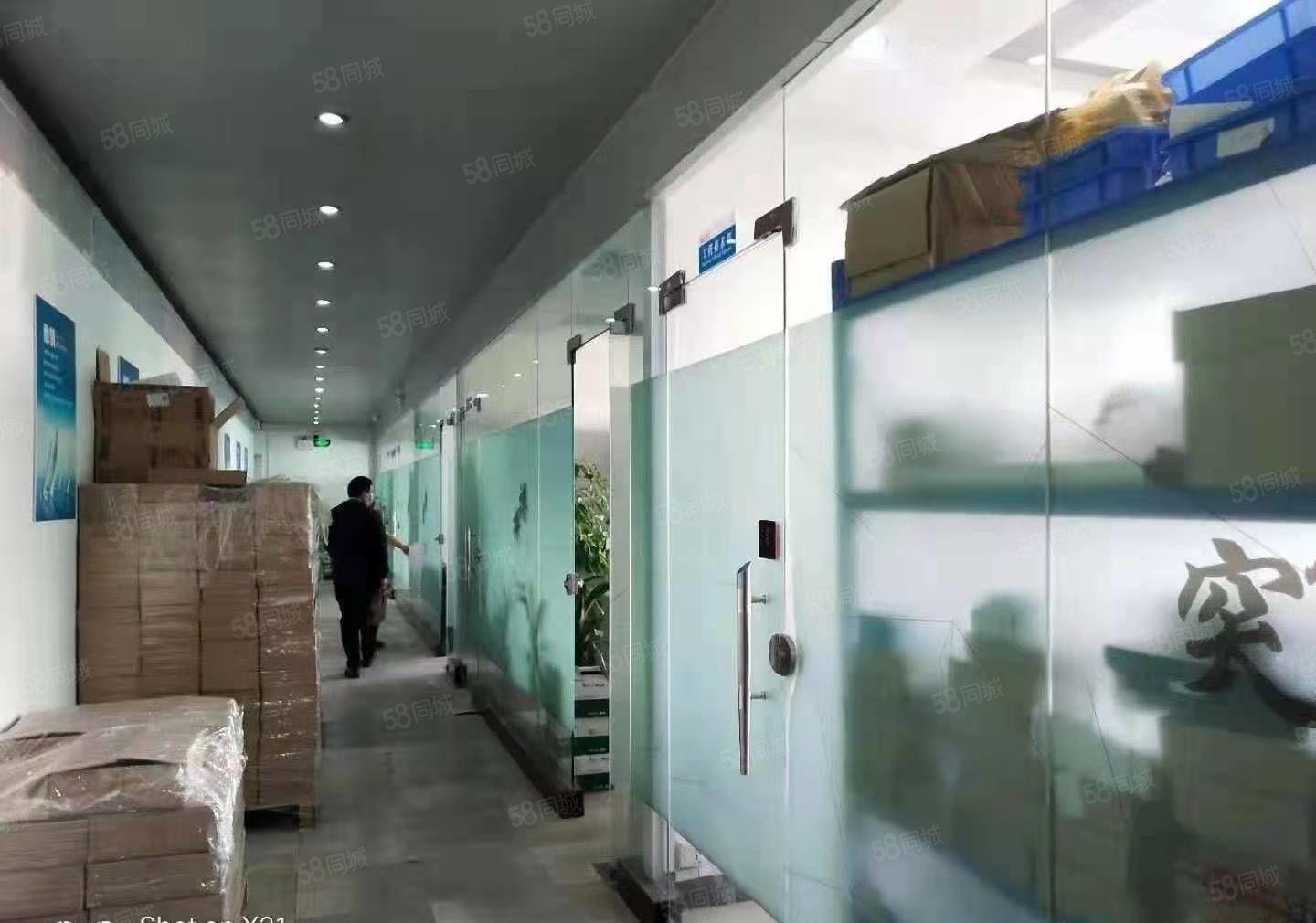 长安街口三楼整层2480平带精装修厂房出租！