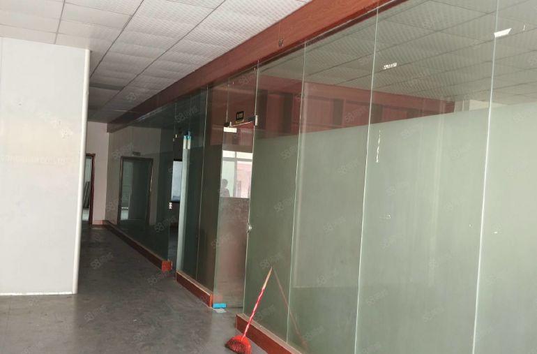 长安标准独院厂房800平方 现成水电办公室