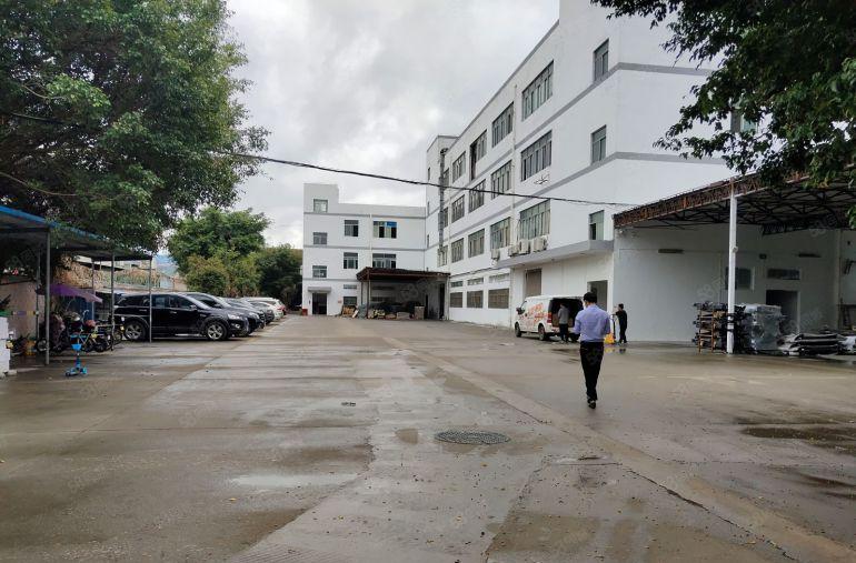 低价10元出租长安宵边原房东实际面积2楼500平带装修办环评