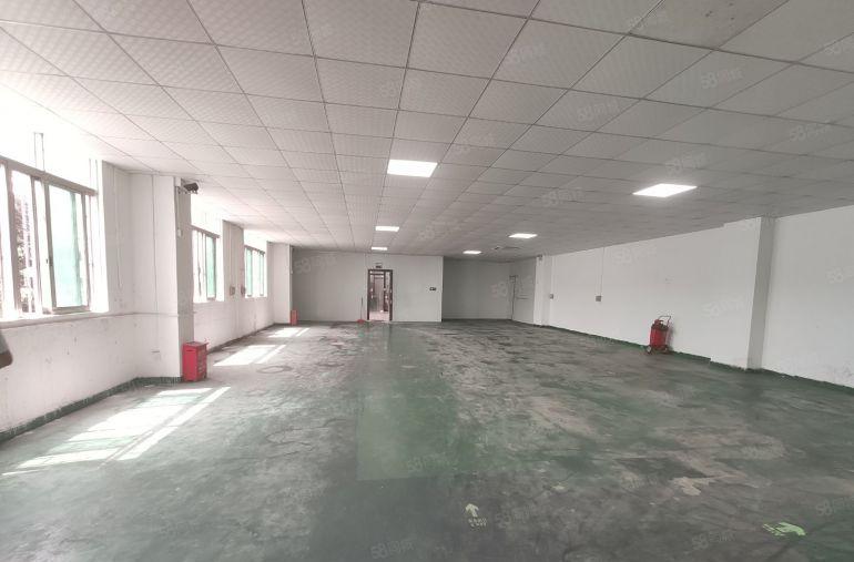 长安乌沙一楼320平现成水电办公室装修工业厂房出租