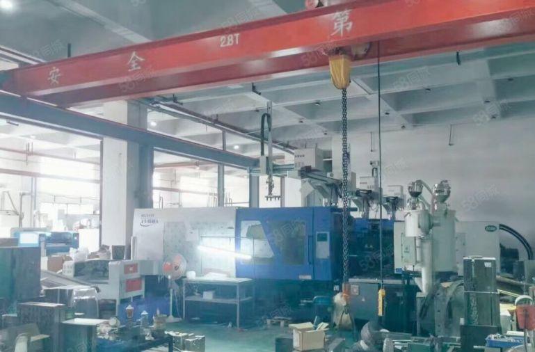 长安乌沙原房东1楼2000平米厂房出租，带行车，可做注塑模具