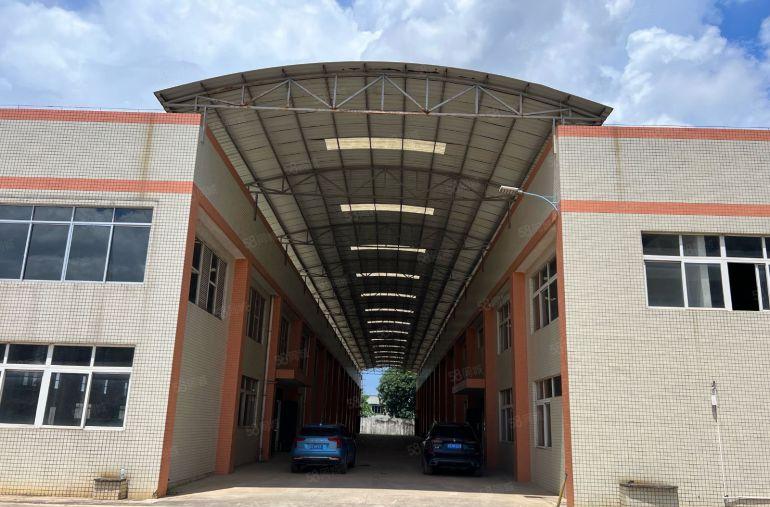 长安镇成熟工业区独院砖墙到顶厂房出租