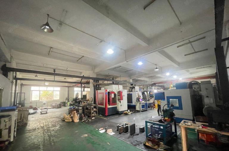 长安宵边独门独院标准厂房2750平方现成行车2吨