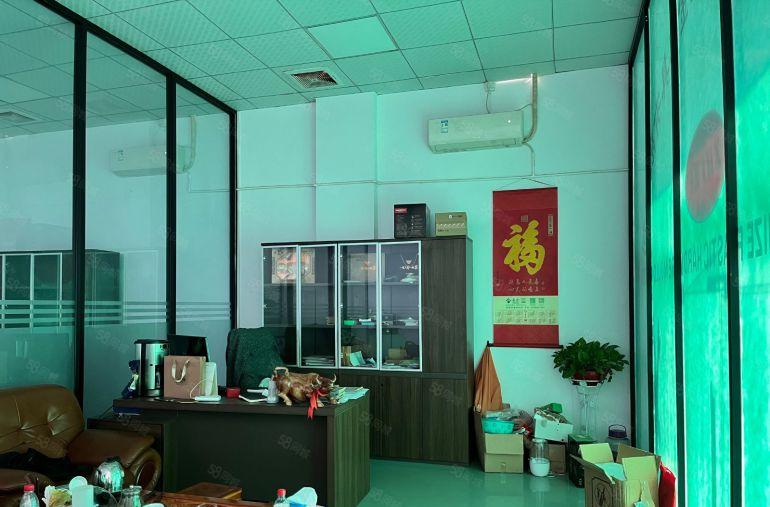 长安锦厦一楼500平厂房出租 水电齐全 临界深圳 横具