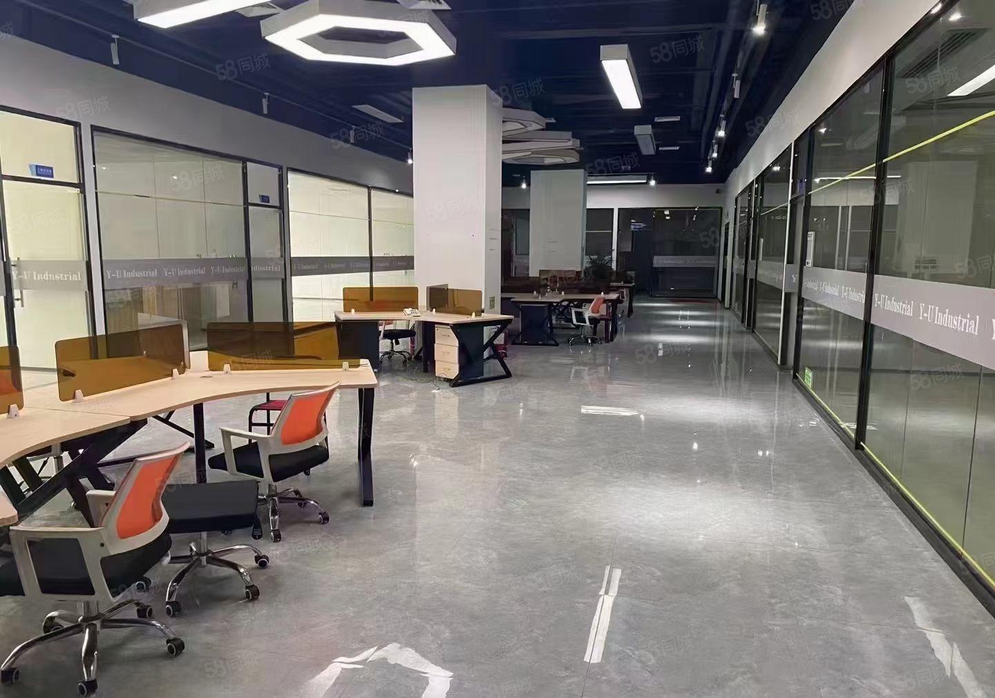 长安靠近高速路口二楼一整层2260平方，精装修，水电齐全