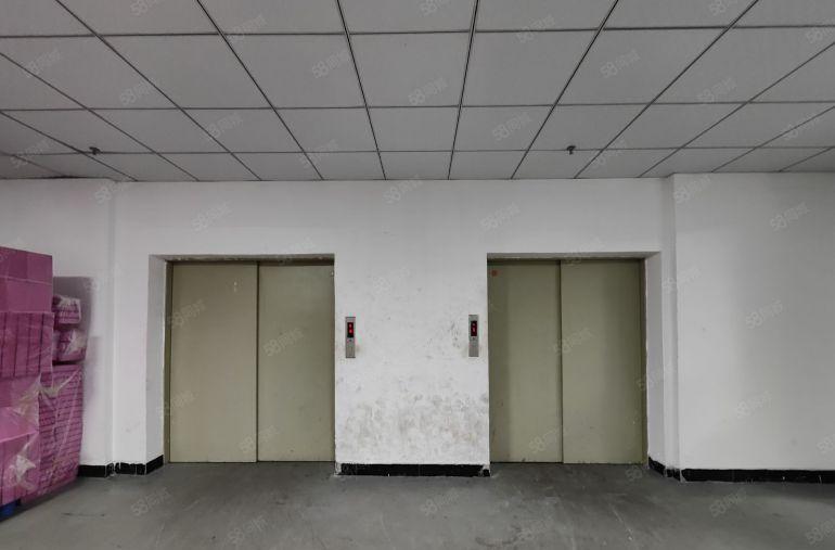 长安街口楼上1500平现成装修电子厂房车间干净形象好