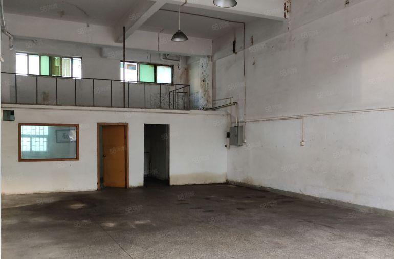 东莞长安涌头围村华兴工业园一楼200平厂房招租