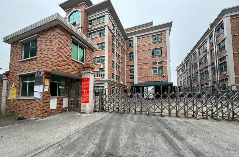 长安镇独门独院厂房出租，工业用地，靠近深圳，一手房东低价出租