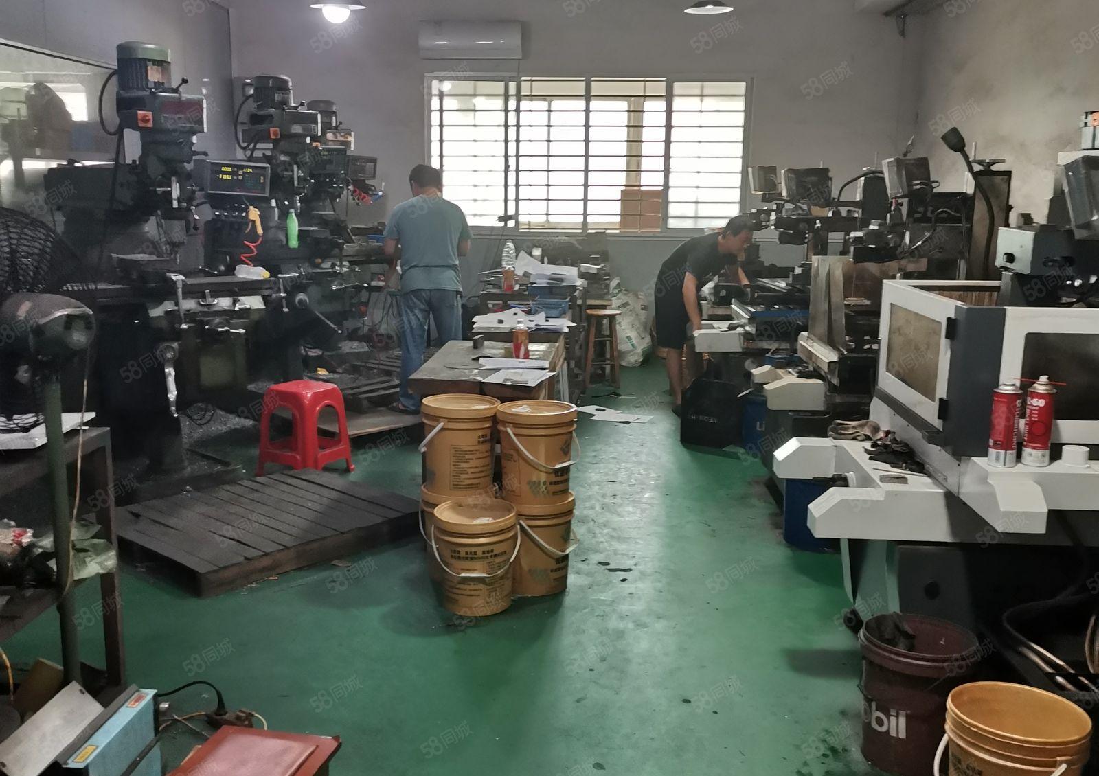 厦边轻轨站厂房出租楼上350平450平精装修