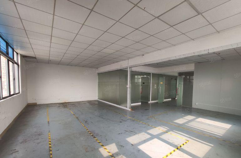 长安乌沙新空出三楼350平带装修工业厂房出租