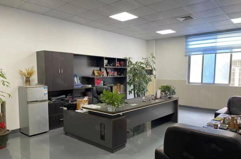 厦边靠近沿江高速附近，新出楼上豪华精修1000平低价厂房出租