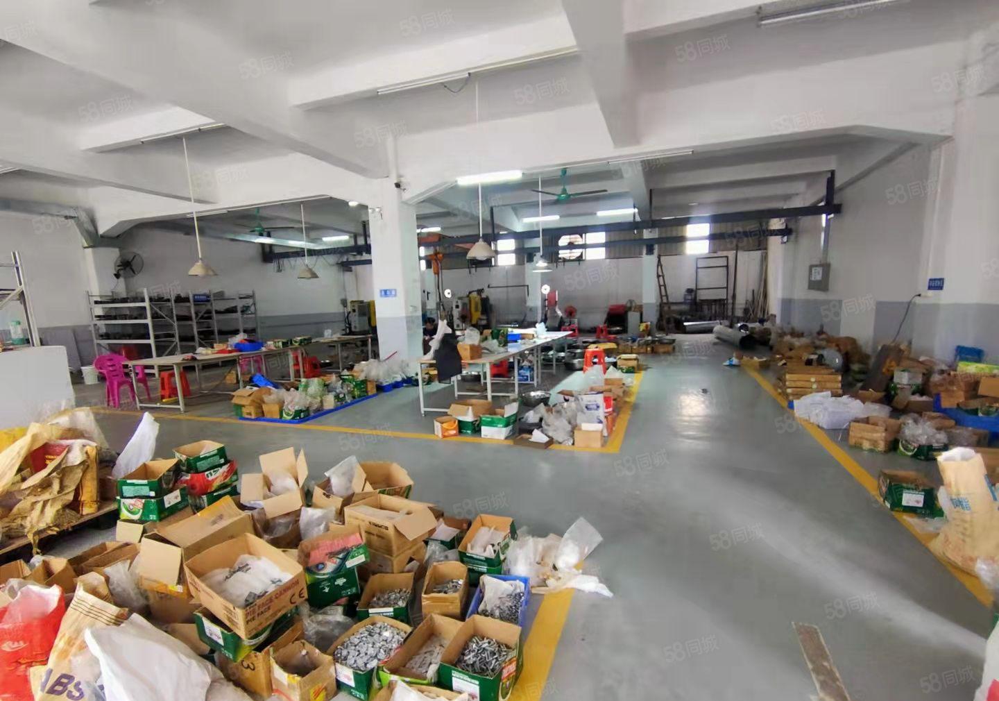 急租长安镇霄边社区空出原房东1楼900平方出租 无杂费