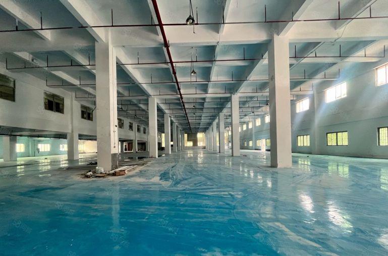 长安乌沙 新安大桥旁2000平厂房出租 可整租可分租 模具