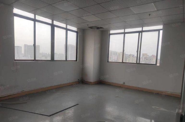 长安万达广场附近新空出楼上500平精装修办公室出租