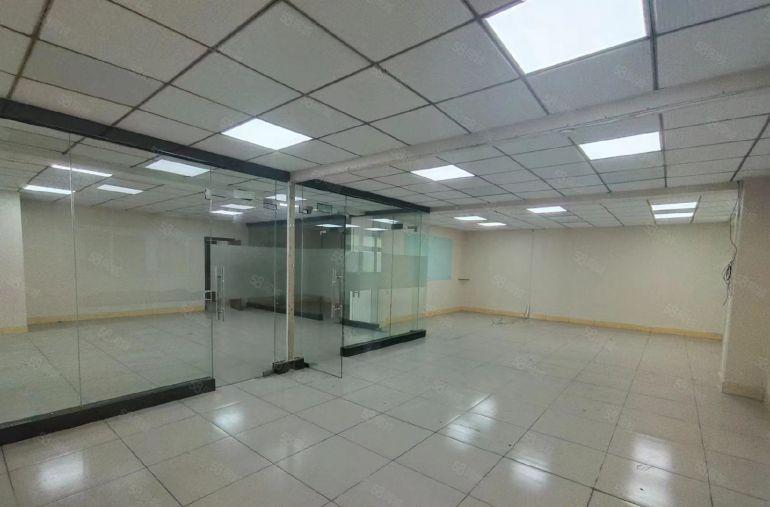 长安锦厦靠深圳旁楼上650平豪华装修水电齐全带办公室厂房出租