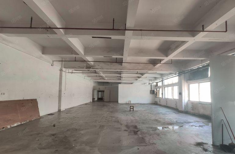 沙头三楼300平现成办公室水电齐全厂房出租