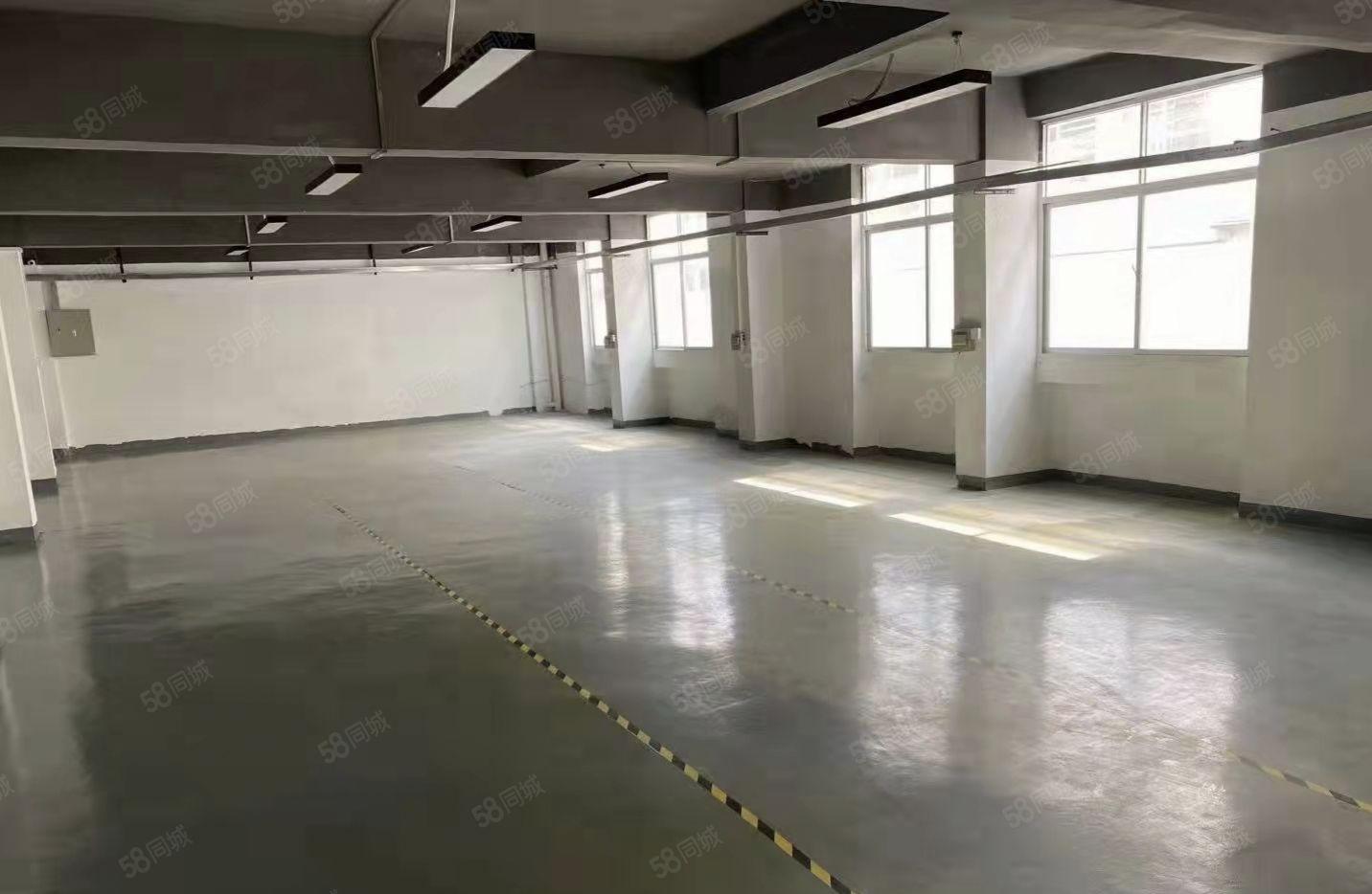 年底厂房，低价出租，上角一楼2600平水电到位，入驻可生产