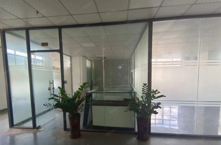 沙头社区新出楼上550平，精装修厂房，豪华办公室原房东出租