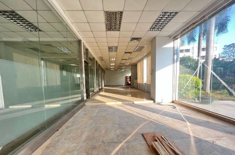 长安沿江高速出口 原房东独院 单层4000平 可整租可分租