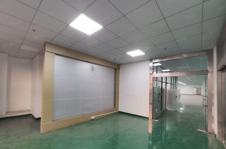 长安沙头南区新空出三楼1300平全新精装修工业厂房出租