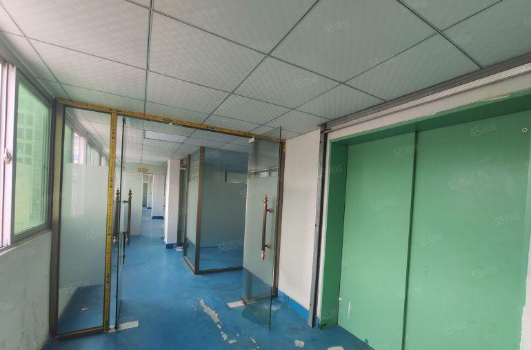 长安乌沙新空出楼上480平现成玻璃精装修工业厂房出租