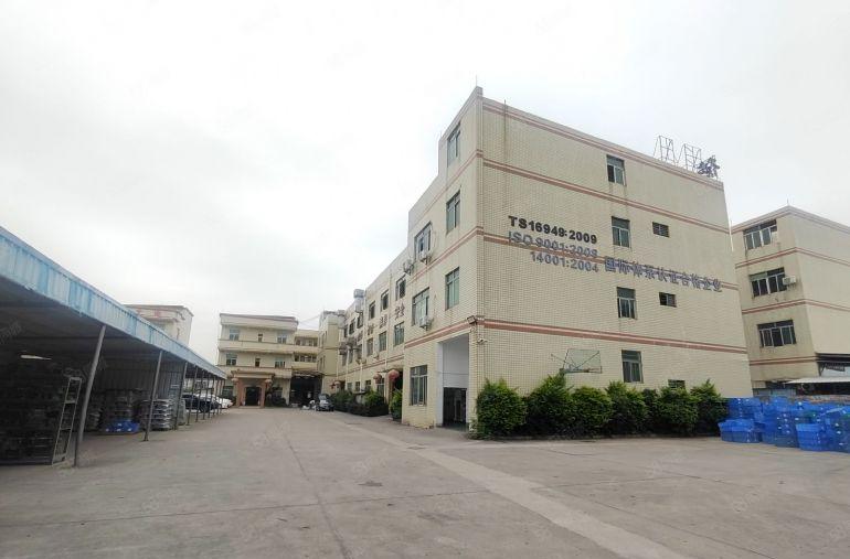 长安二楼现成装修580平厂房低价出租带消防喷淋价格便宜